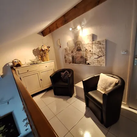 Chbre Pitchounette Domie Homestay Vias